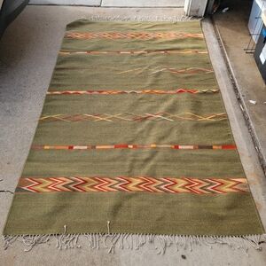 Green Kilim wool rug southwestern motif and fringe 2'7"x4'9"